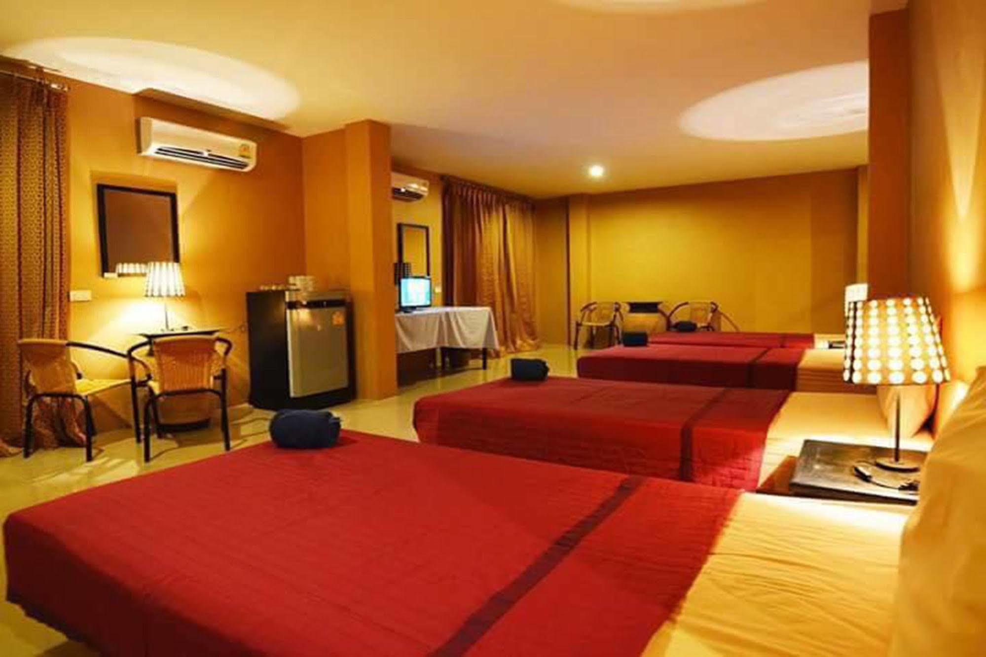Water Palm Resort Talat Yai Экстерьер фото